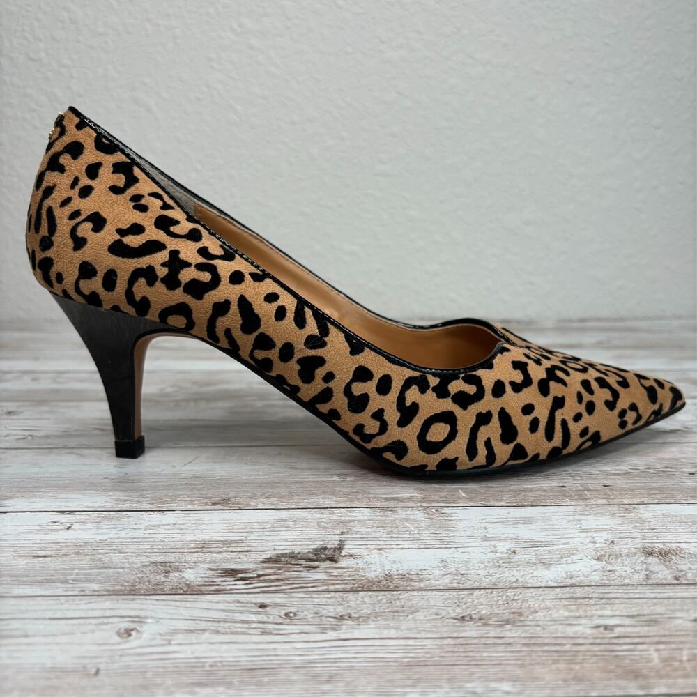 J RENEE Alipha Pumps 8.5 Cheetah Suede Pointed Toe Professional Classic Heels